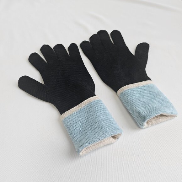 Louis Vuitton Flower wool gloves - Picture 2 of 4